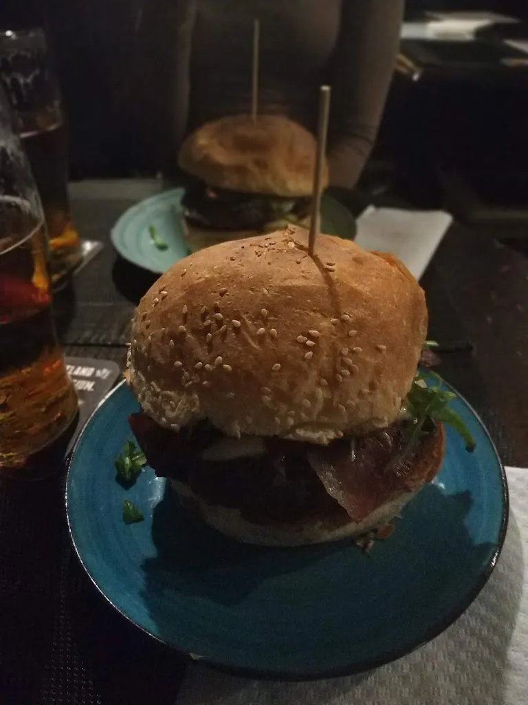 Menu_Port Emerald Fine food drink & entertainment_Crispano_image_7