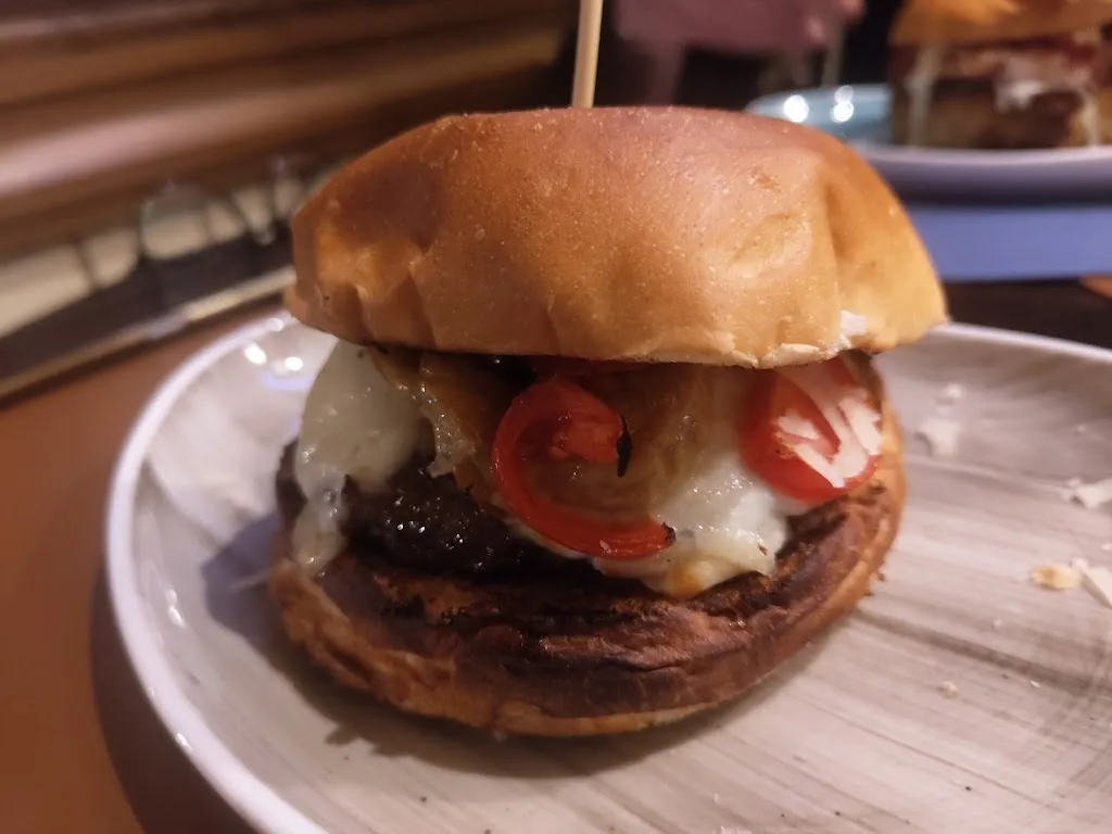 Menu_Port Emerald Fine food drink & entertainment_Crispano_image_9