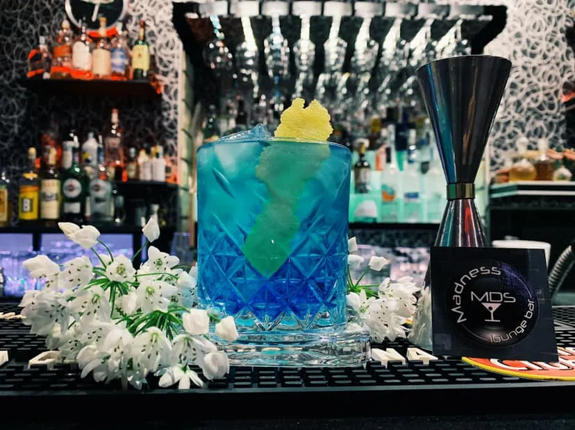 Madness lounge bar_Falciano del Massico_slider_image_3