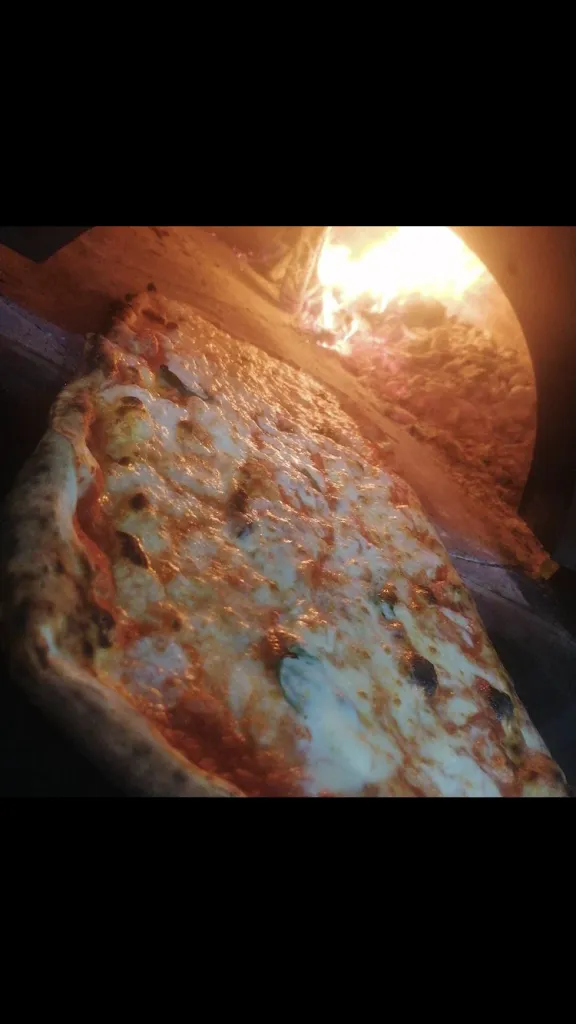 Menu_Pizzeria Da Claudio_Falciano del Massico_image_8