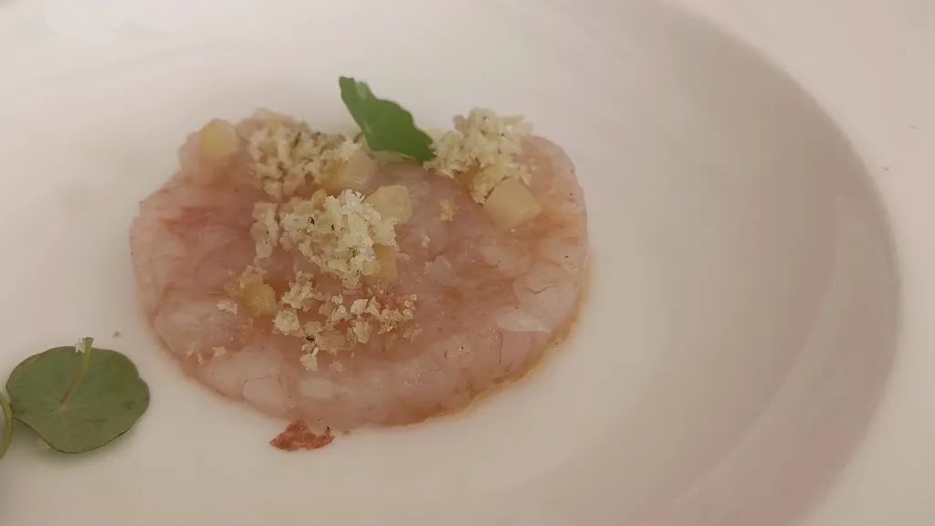 mariano salomone_Nobi - Restaurant & Pool Bar_Faraldo-Nocelleto_review