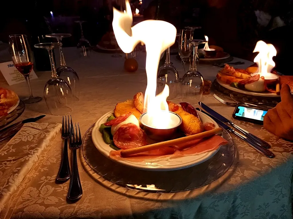 Ristorante Piccolo Mondo Antico_Fisciano_slider_image_2