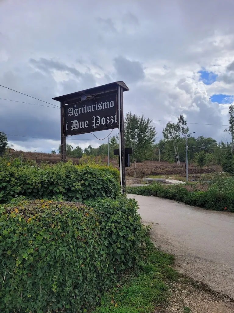 Luigi “LVX”_I due pozzi_Fontanarosa_review