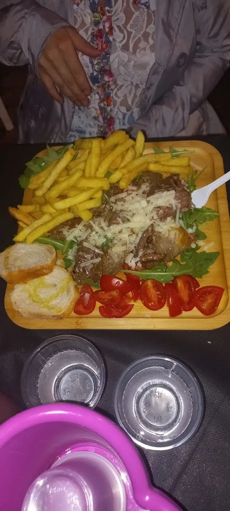 Costantino La Pietra_Sapori Sanniti Braceria Verlezza_Forchia_review