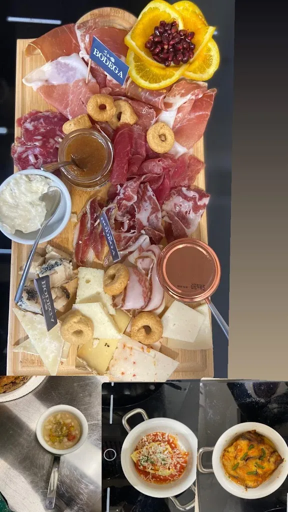 La Bodega Schiacciata e Vino restaurant in Forchia