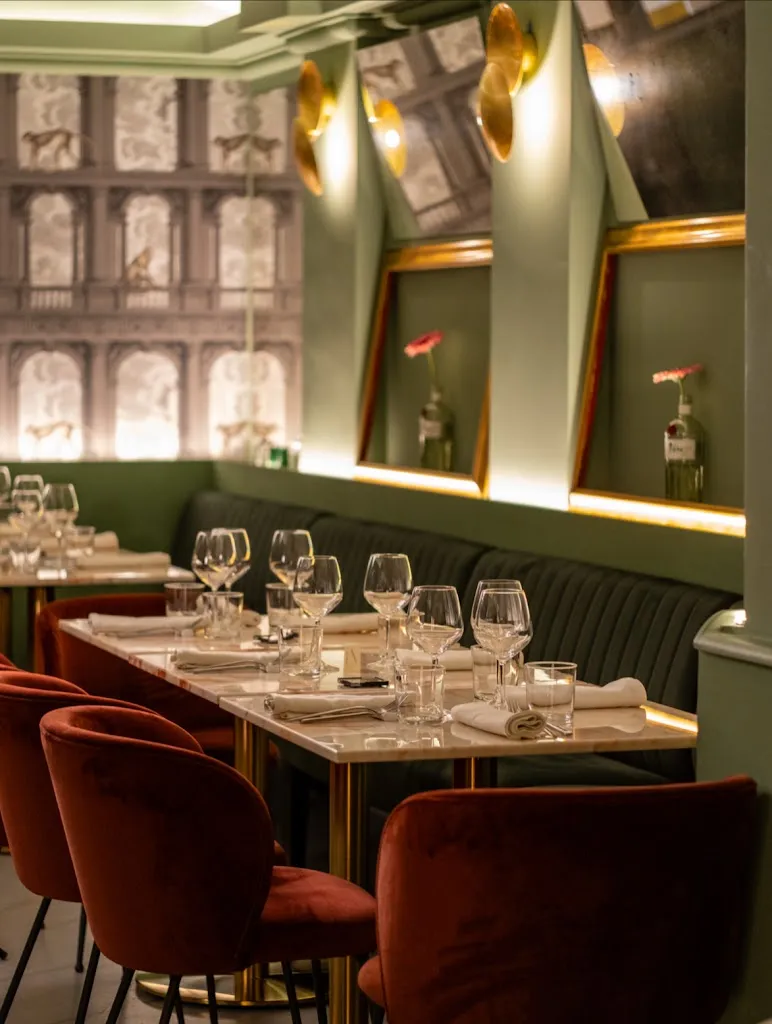 fuoriluogo winebar&food restaurant in Forchia