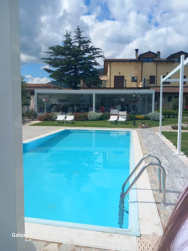 Mary Bussy_Villa Pedra_Formicola_review