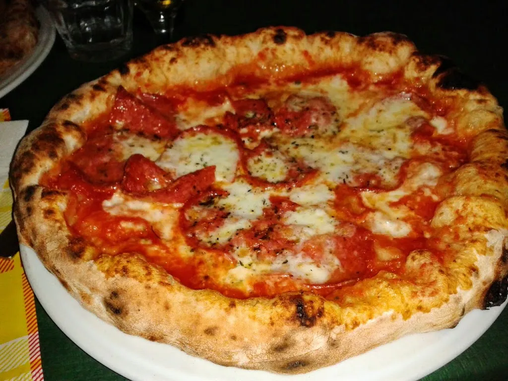 Valentino Ristorante Pizzeria_Formicola_slider_image_3