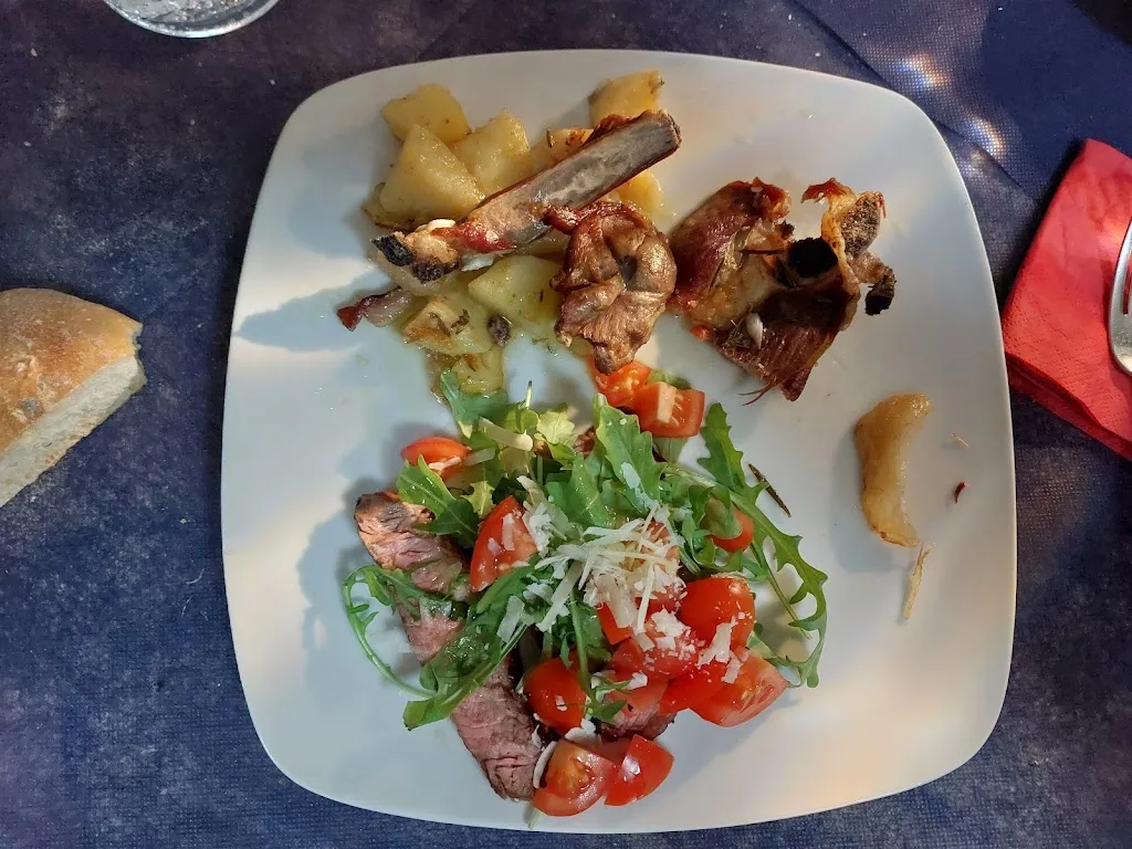 Umberto Rossi_Mentelocale_Fragneto Monforte_recensione