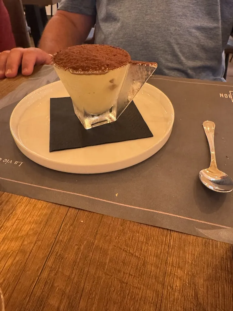 Olmo Family_Très Bon Ristorante Grill_Frignano_review