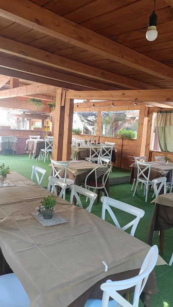 Ristorante Lo Zodiaco_Massa d'Albe-Corona_slider_image_3