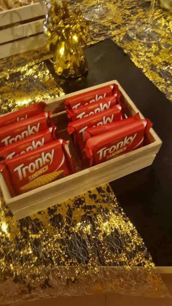 Daniela Campana_CAMPANUS ristorante pizzeria banqueting_Faiano_review