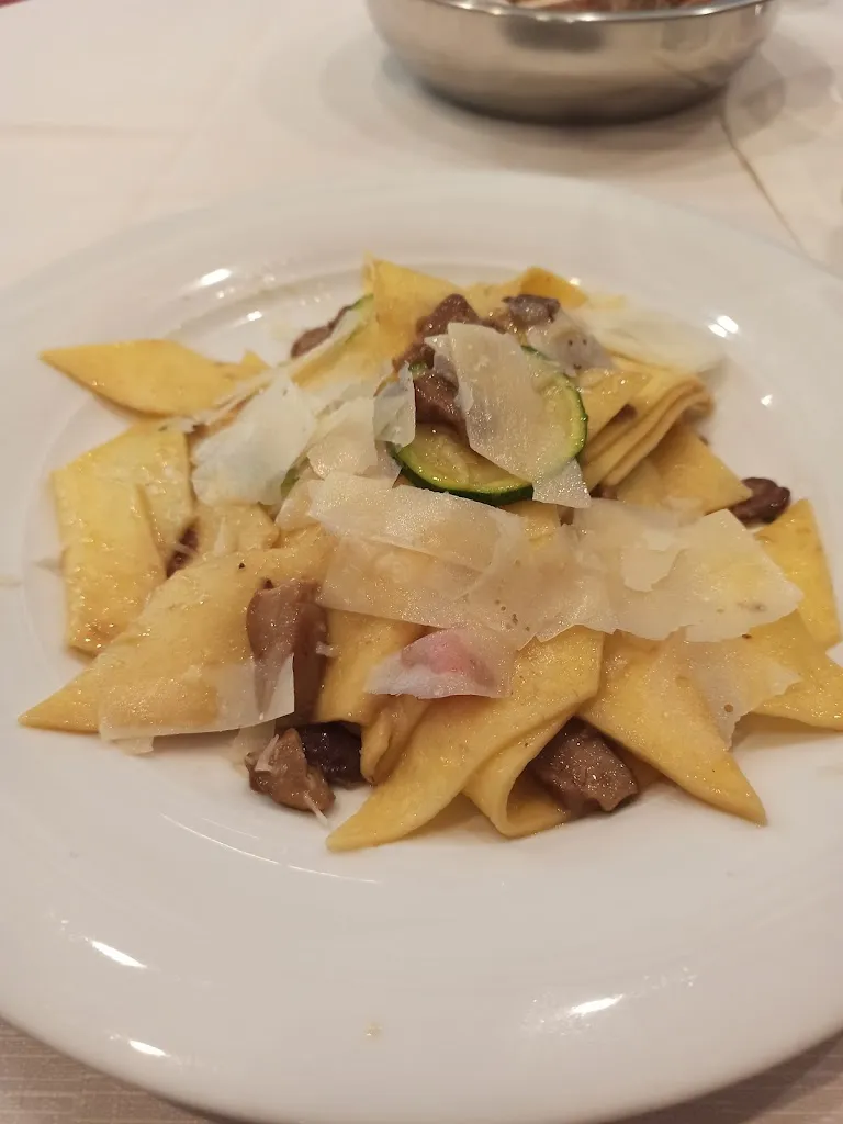 Martina Corsetti_Vecchia Fattoria_Massa d'Albe-Corona_review