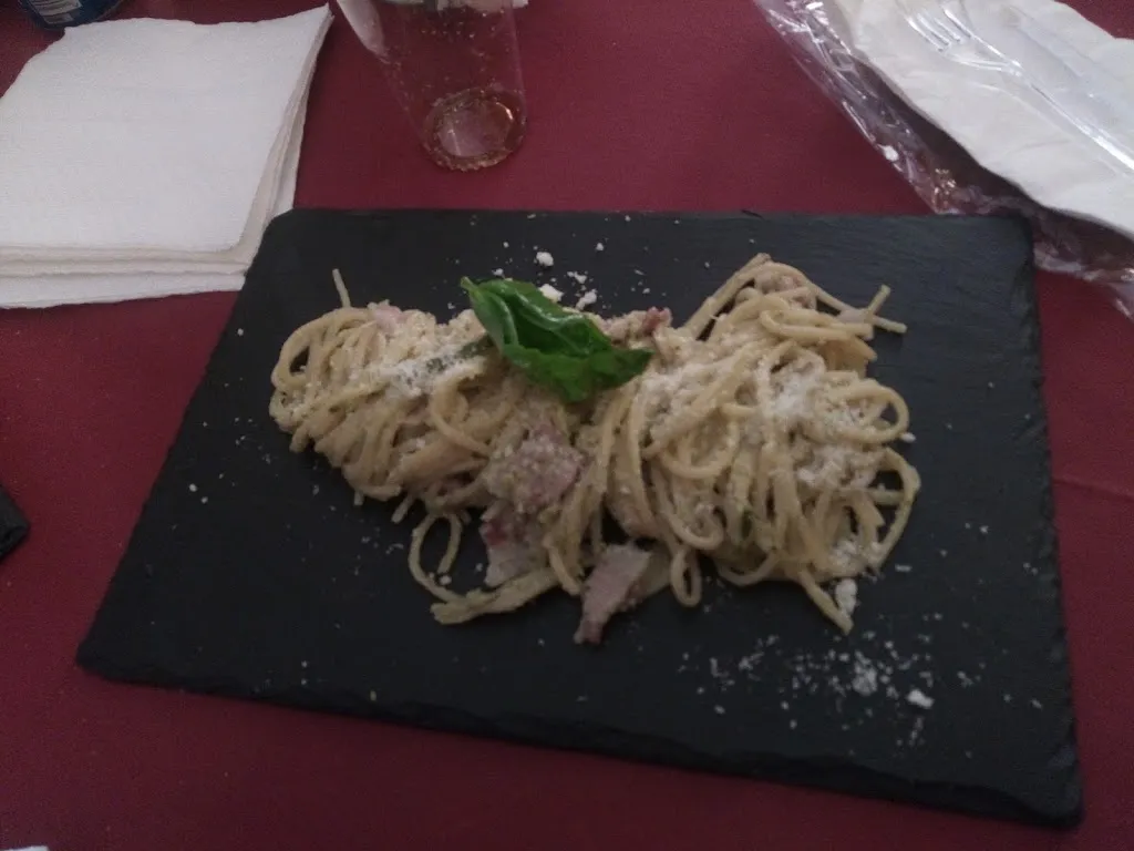 giuseppe manzo_La Tana del lupo_Faiano_review