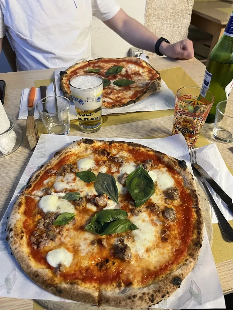 Michelle Won_Pizzeria OperaKm0 di Domenico Del Giudice_Faiano_review