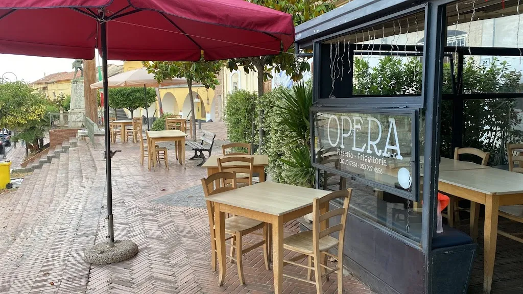 Pizzeria OperaKm0 di Domenico Del Giudice restaurant in Faiano