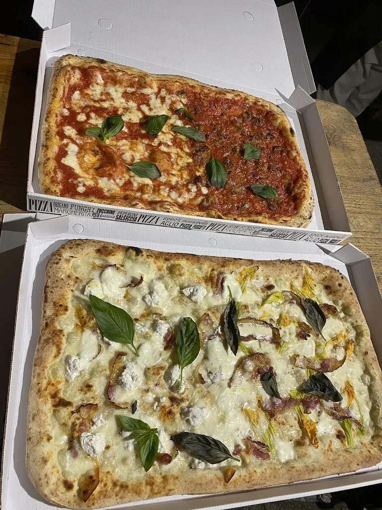 Pizzeria OperaKm0 di Domenico Del Giudice_Faiano_slider_image_2
