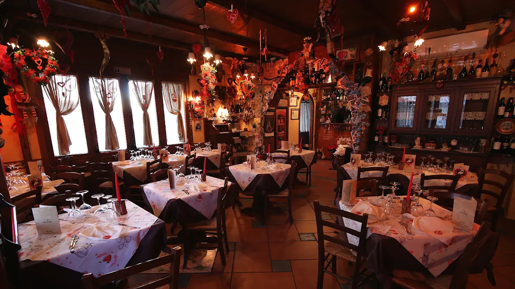 Ristorante Azzicc Azzicc_Faiano_slider_image_1