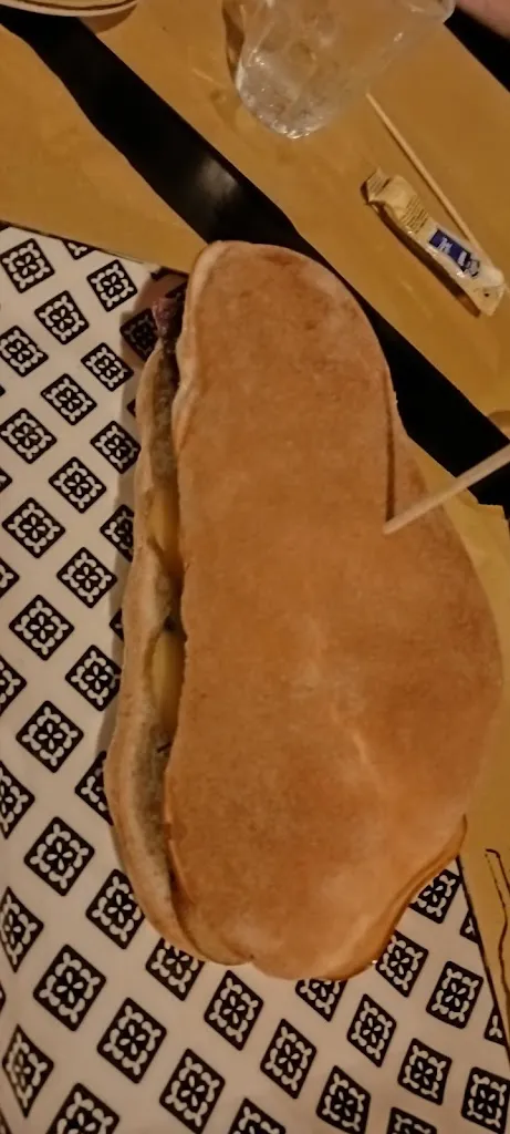 Rossella83 Franchina_Demetra Pub_Faiano_review