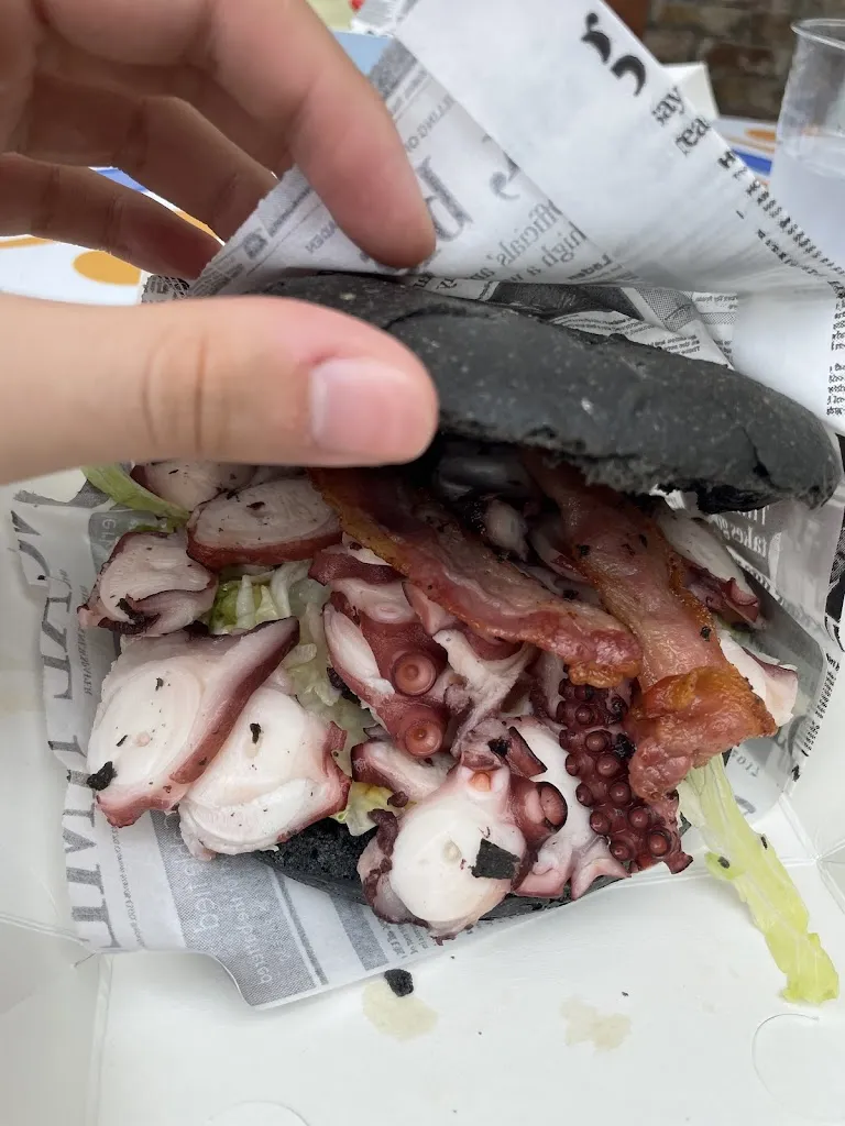 Giacomo Cacciamani_Da Matti Street Food_Marina di San Vito_review