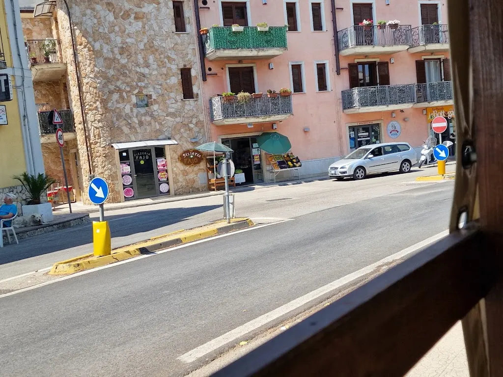 Pizzeria Fajo_Faiano_slider_image_3