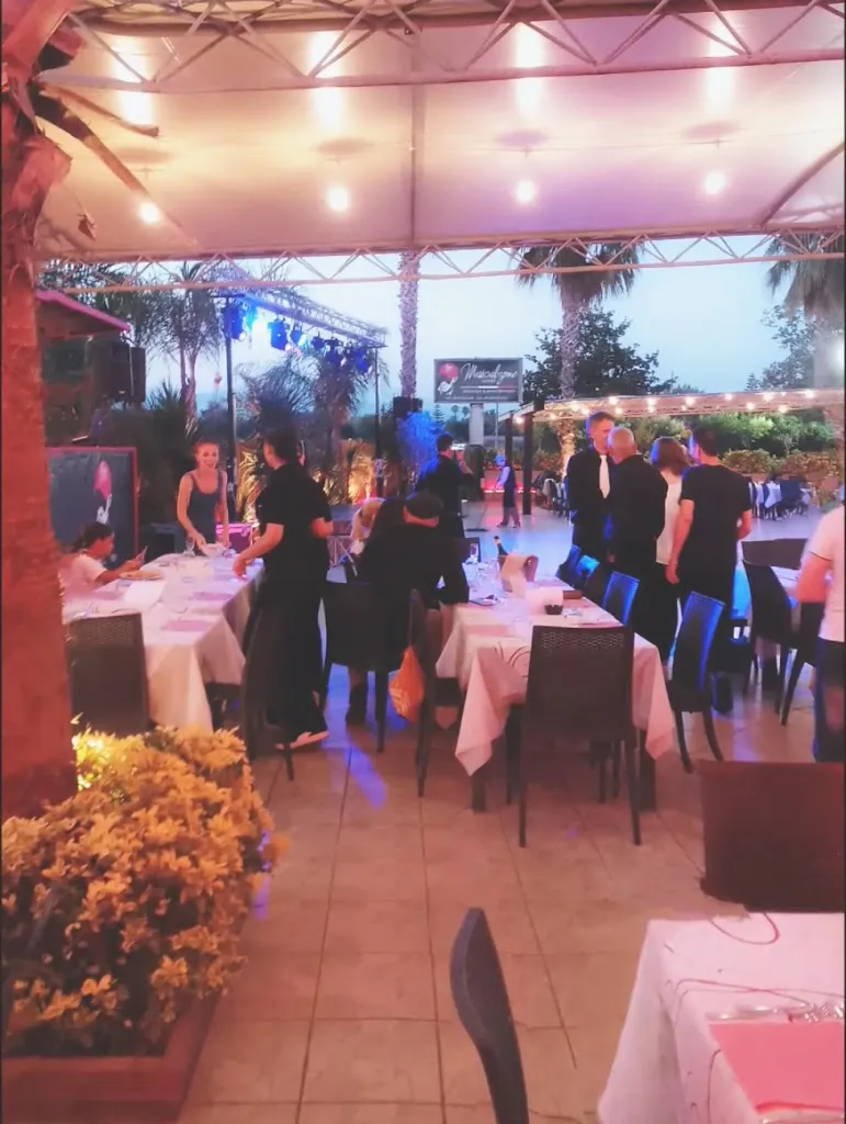 Mascalzone Latino restaurant in Faiano