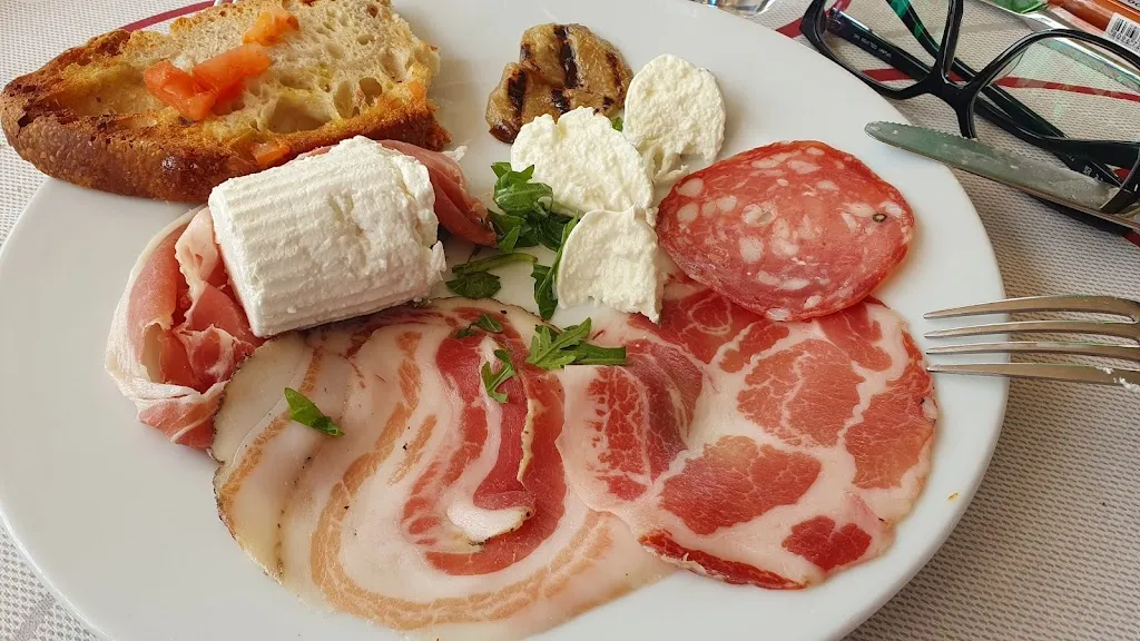 Mascalzone Latino_Faiano_slider_image_2