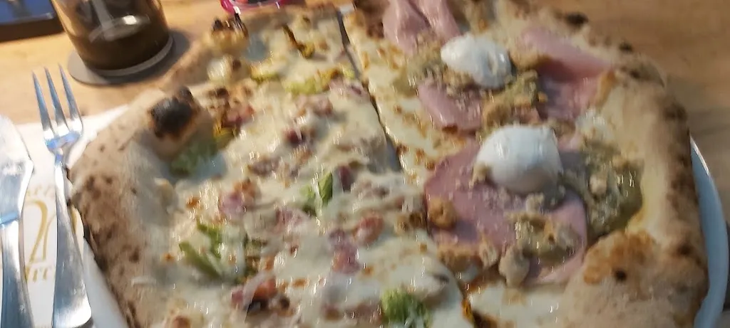 Stefania Pagano_Pizzeria Tre Archi_Faiano_review