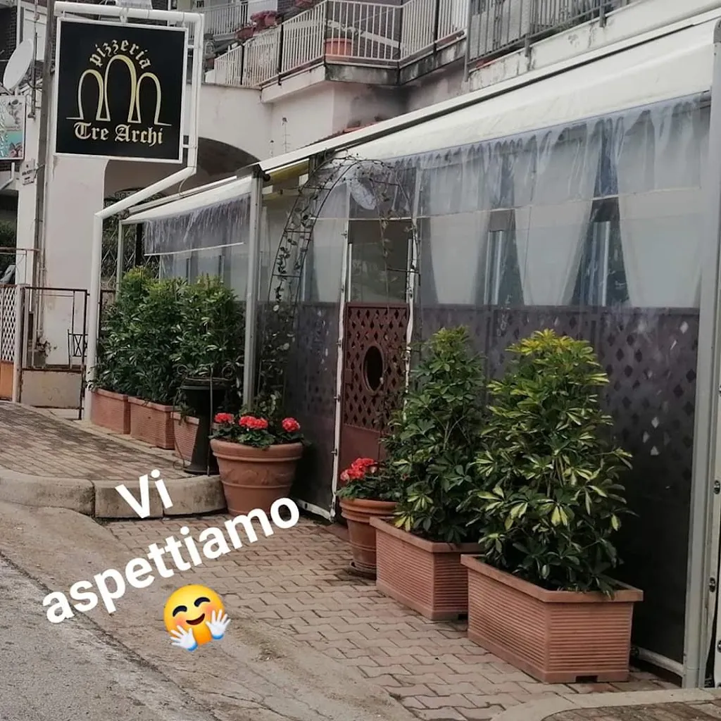Pizzeria Tre Archi restaurant in Faiano