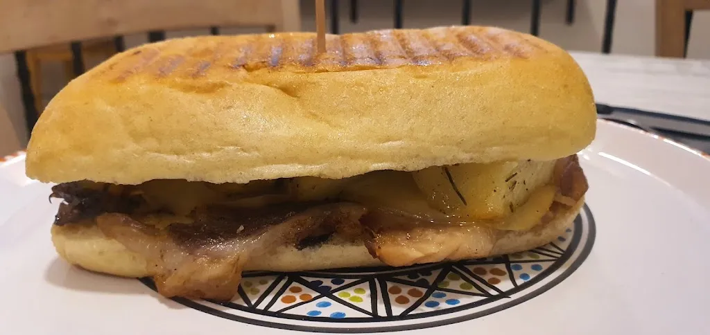 Pane e Pancetta RistoPub_Fuorni_slider_image_1