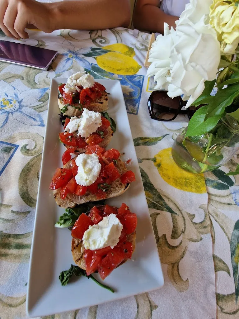 Menu_Luca's Restaurant - Bar - Pizzeria_Furore_image_6