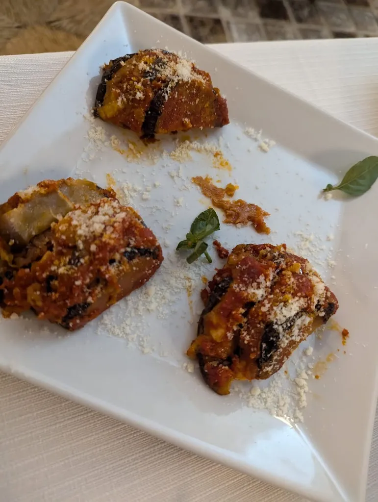 Nicola_Enosteria Ristorante Donna Teresa_Galluccio_review