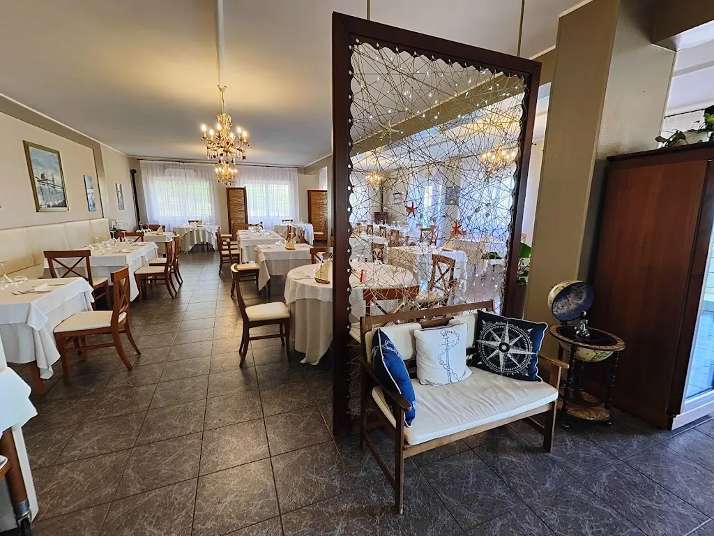 Ristorante La Scogliera_Marina di San Vito_slider_image_1