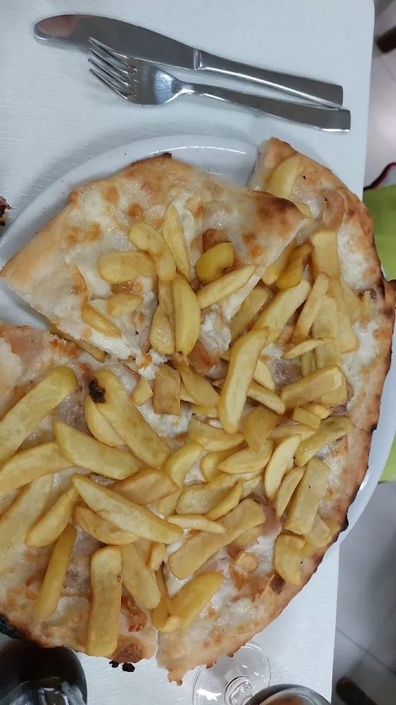 Martin Westein_Da Iolanda 1989 - L'Università del Panuozzo di Gragnano_Gragnano_recensione