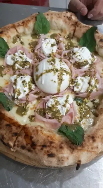 Ristorante e Pizzeria La Valle dei Mulini_Gragnano_slider_image_2