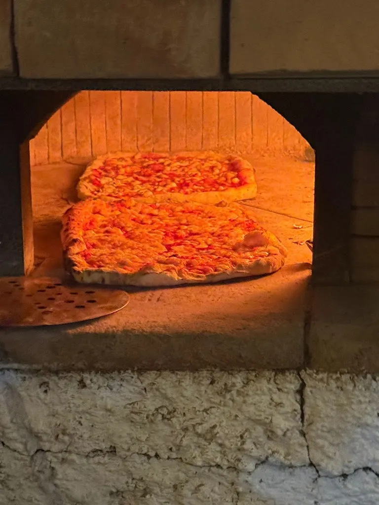 Carmen “Baced” Iaccarino_Pascarlí Trattoria e Pizzeria - Panuozzo di Gragnano_Gragnano_review