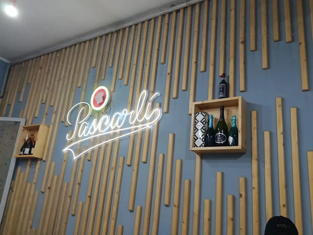 Crescenzo Mazzone_Pascarlí Trattoria e Pizzeria - Panuozzo di Gragnano_Gragnano_review