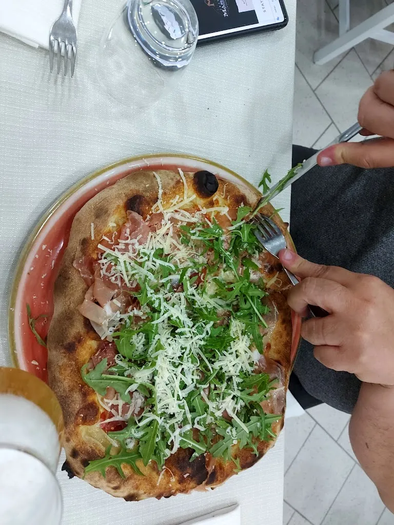 Emma payne _Pizzeria Flli Mascolo Dal 1995_Gragnano_review