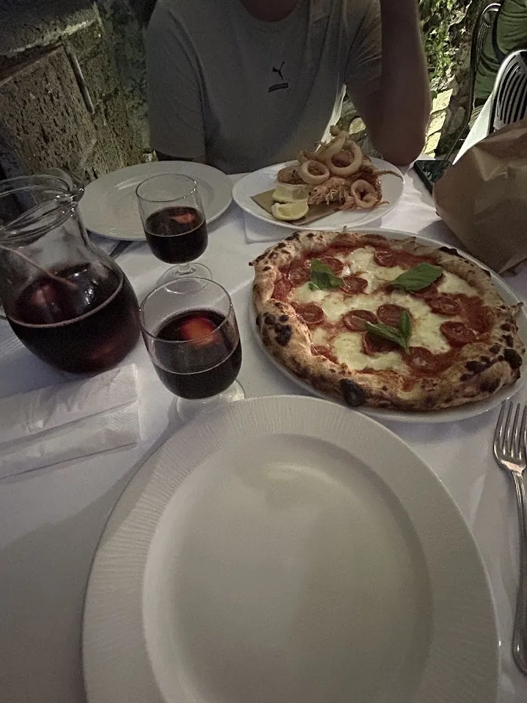 ivanna chuba_Ristorante Pizzeria di del Sorbo M. Sas_Gragnano_review