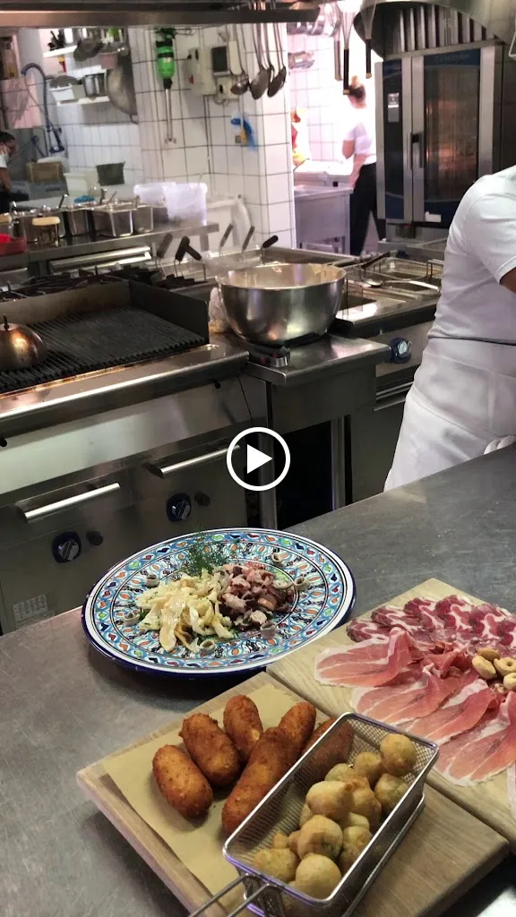 Ristorante Pizzeria di del Sorbo M. Sas_Gragnano_slider_image_2