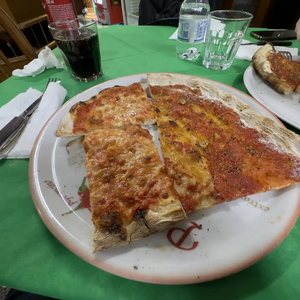 Pizza e Panuozzo da Giuseppe Malafronte_Gragnano_slider_image_2