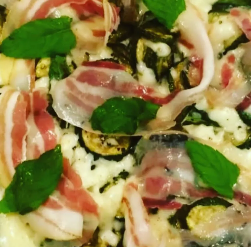 Miramonti Panuozzeria &Pizzeria f.lli MANZI_Gragnano_slider_image_2