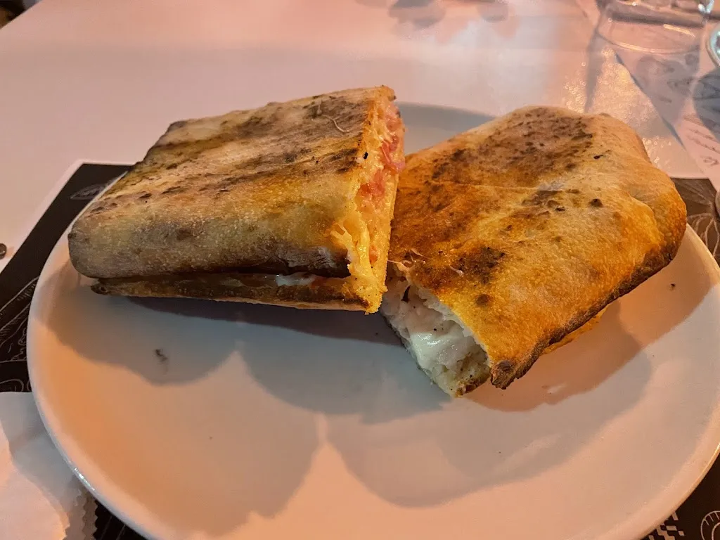 Miramonti Panuozzeria &Pizzeria f.lli MANZI_Gragnano_slider_image_3