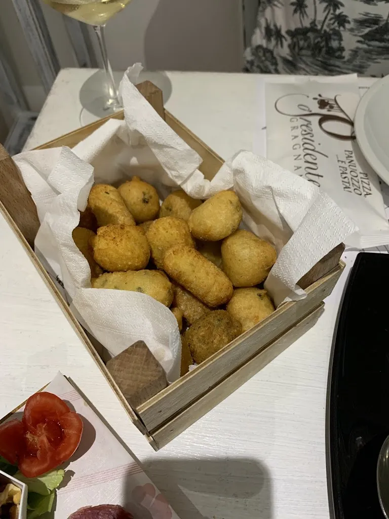 David Williams_O'presidente Trattoria e pizzeria_Gragnano_recensione