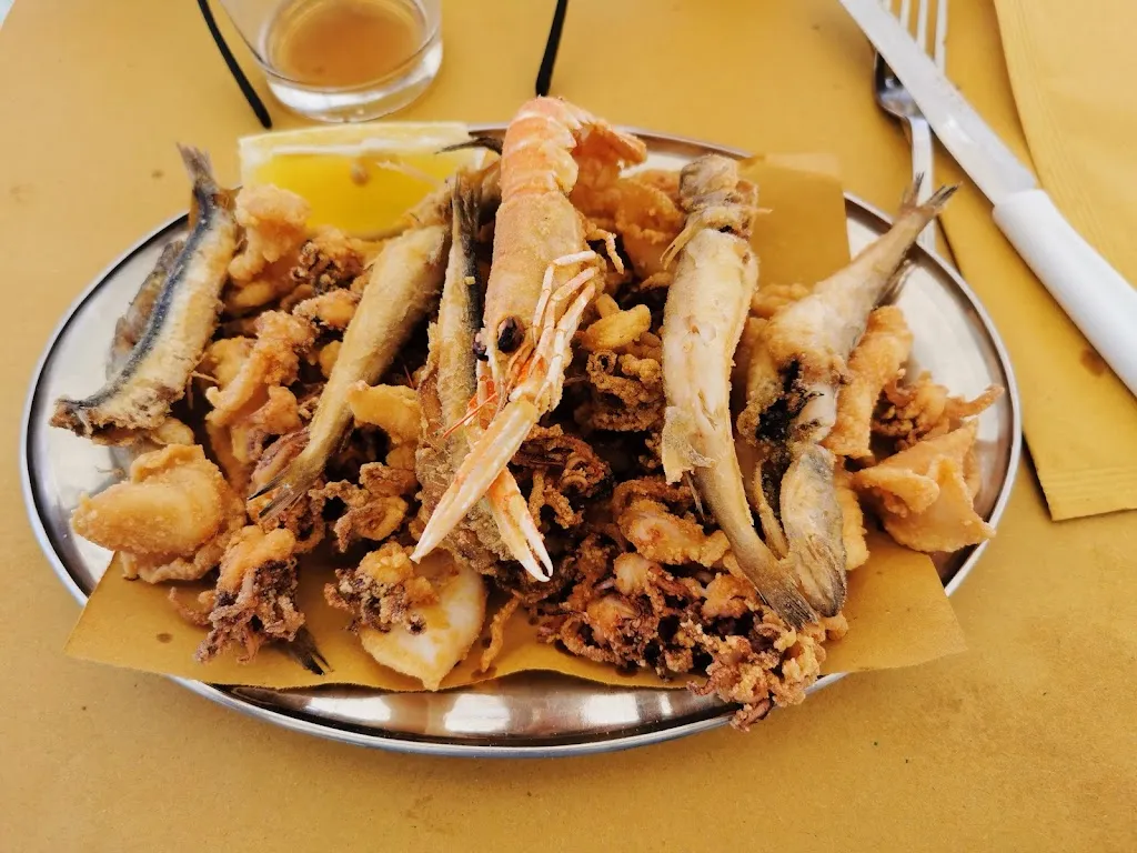 Menu_Il Fiaschetto A pranzo menù di pesce, A cena arrosticini, bruschette, pallotte cacioeove,_Marina di San Vito_image_7