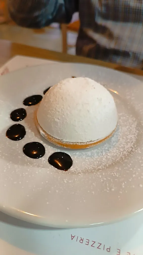 Francesco Avallone _Artù Ristorante Pizzeria Napoli_Fuorigrotta_review