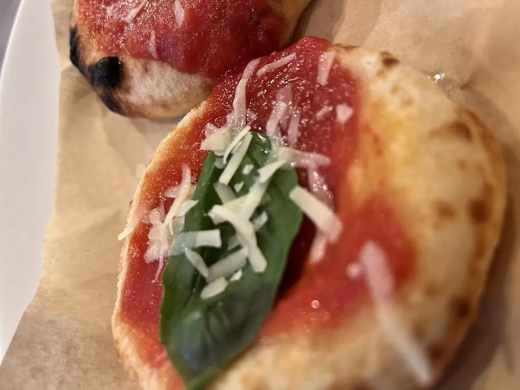 Giusy Guida_Antica Pizzeria da Gennaro Fuorigrotta_Fuorigrotta_review