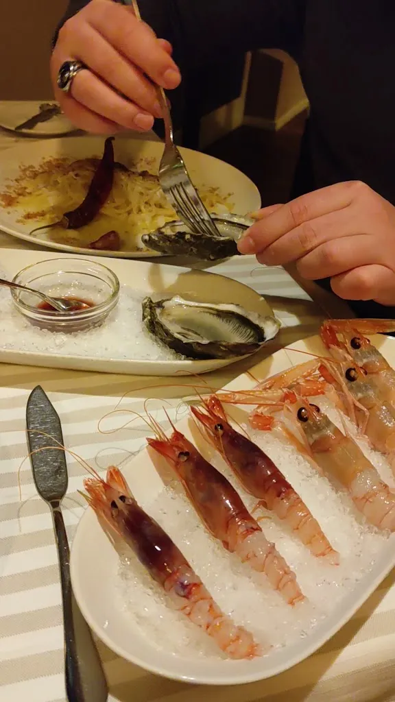 Essenza Cucina di Mare_Marina di San Vito_slider_image_2