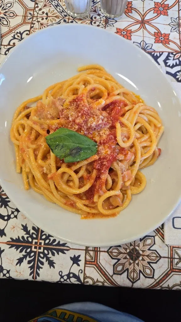 sasha fabian_Ristorante Pizzeria Ciarly_Fuorigrotta_review