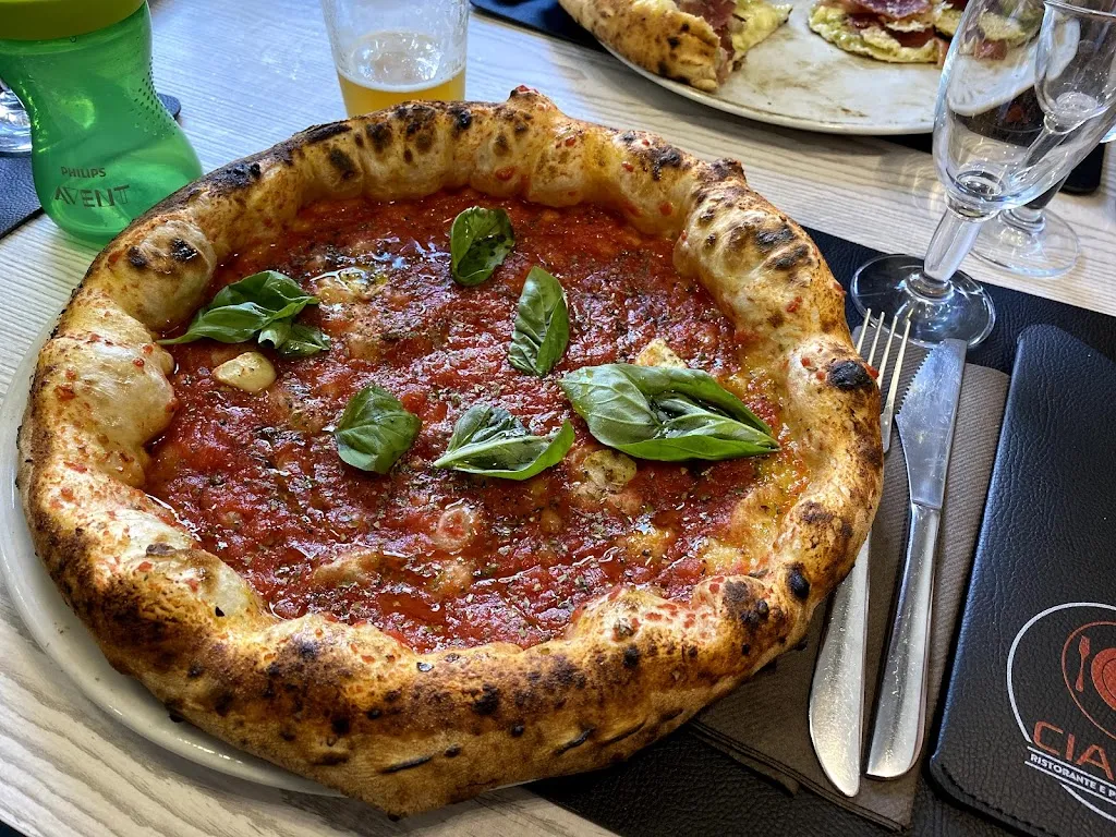 Ristorante Pizzeria Ciarly_Fuorigrotta_slider_image_3